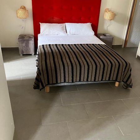 Chambres Hotes Chez Fernand 森图里 外观 照片